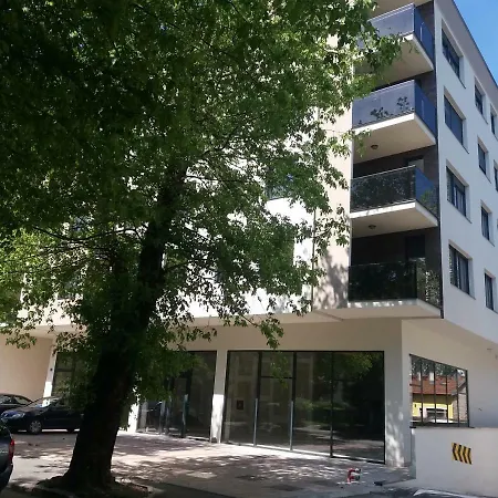Nm Μπάνια Λούκα